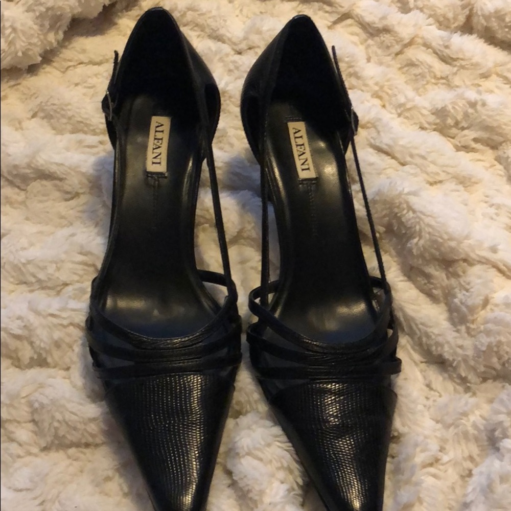 Scrappy & Sassy black heels